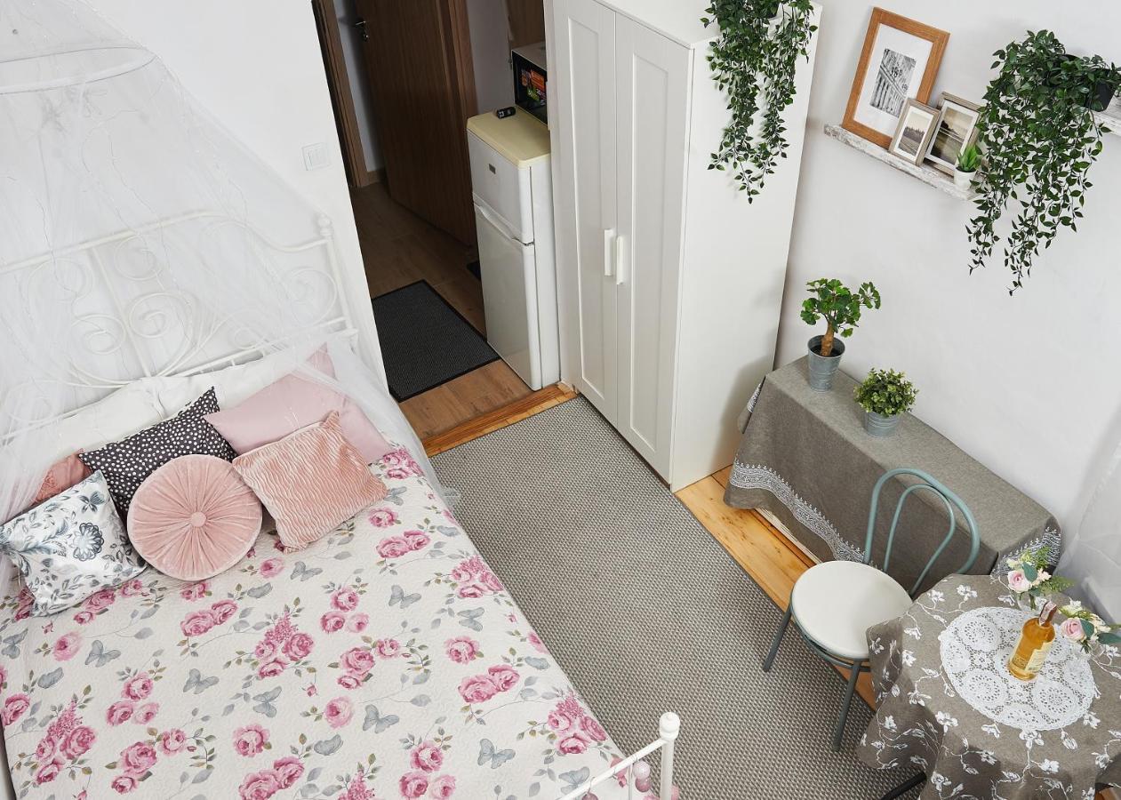 Aurora Kazimierz Apartment Красков Екстериор снимка
